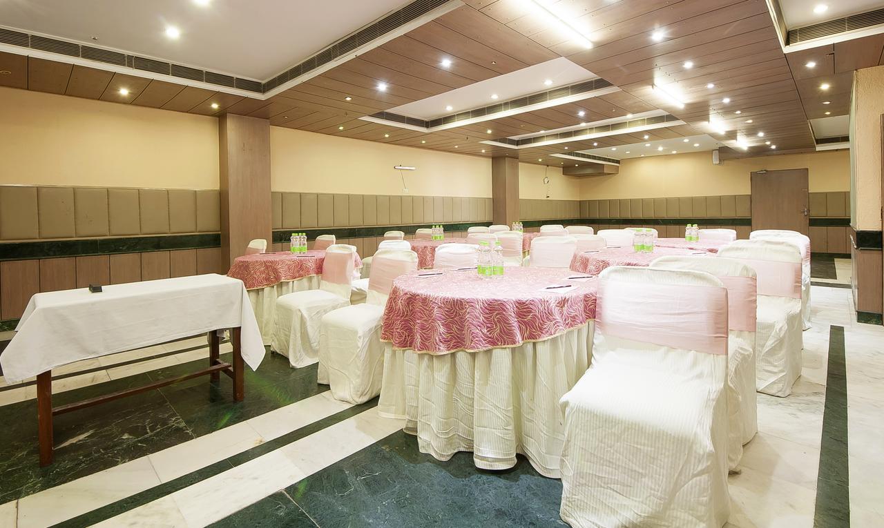 Hotel Regent Continental Delhi  Esterno foto